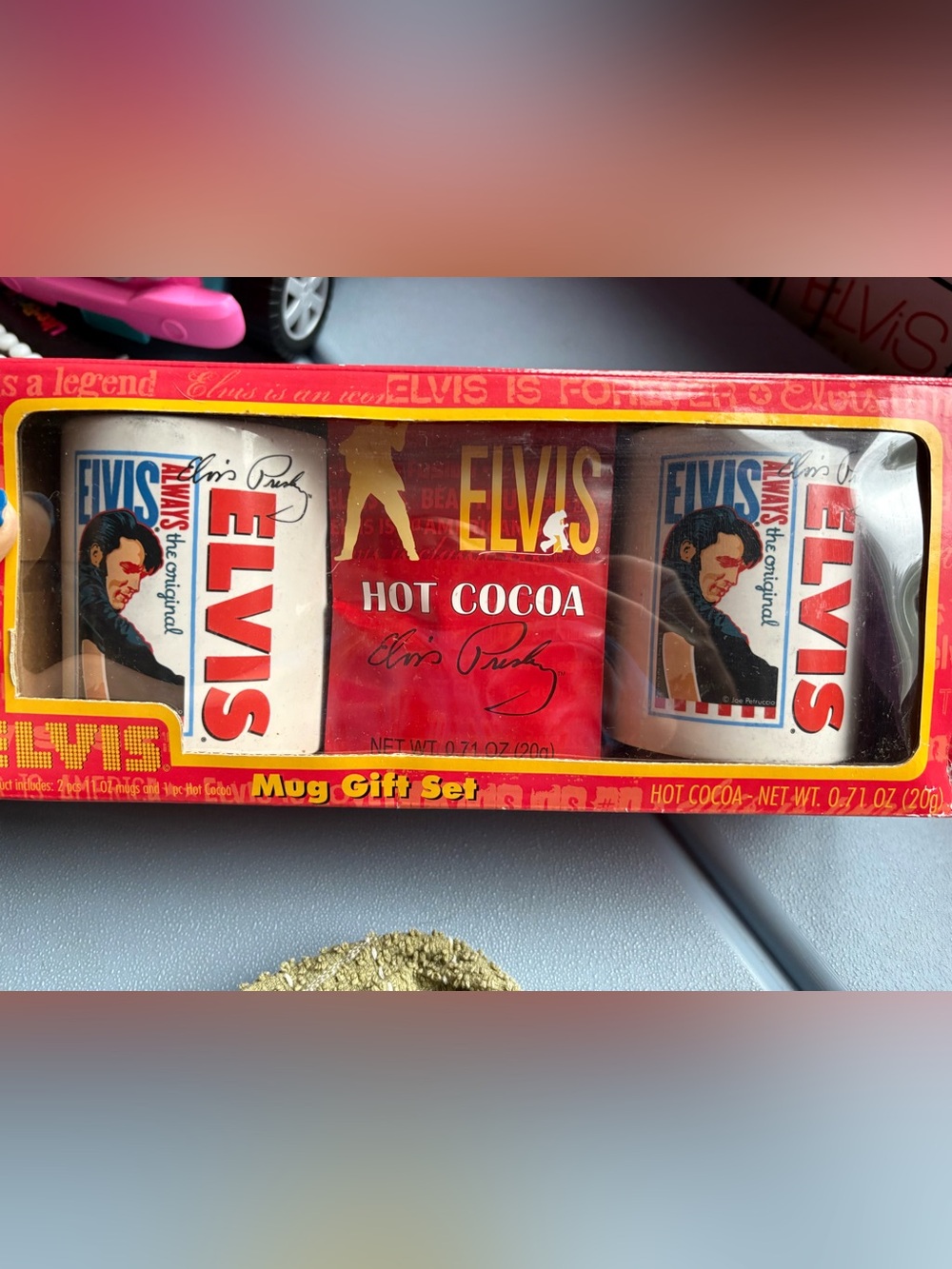 Elvis Presley “Always the Original” 2 mugs 1 hot cocoa mix gift set 2009 New
